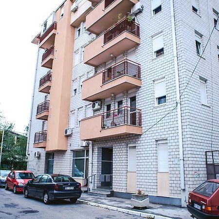 Apartment Stela Belgrado Esterno foto