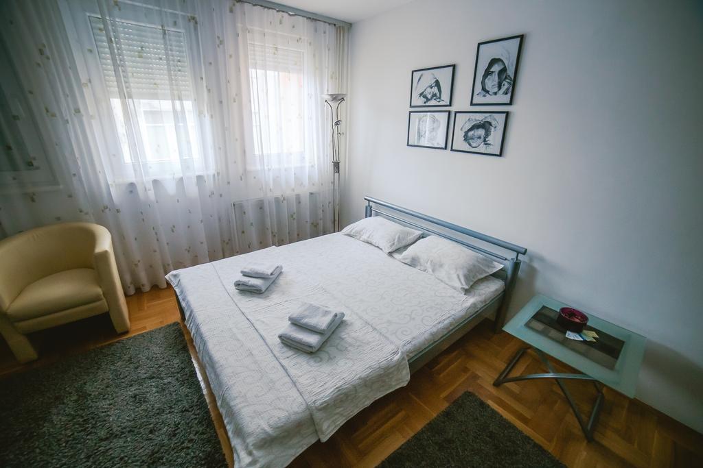 Apartment Stela Belgrado Esterno foto
